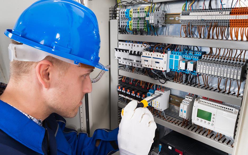 électricien particulier Paris 4